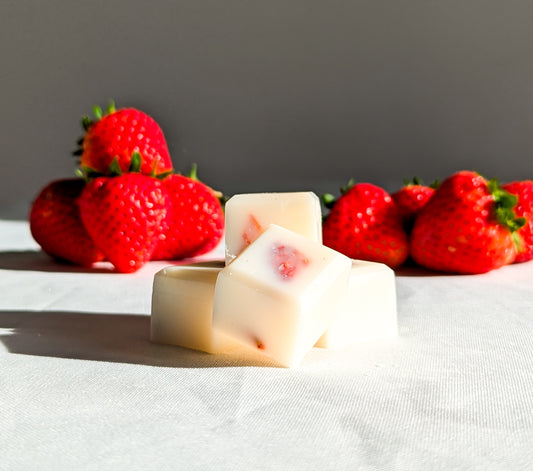 Strawberry & Rhubarb Wax Melts