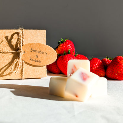 Strawberry & Rhubarb Wax Melts