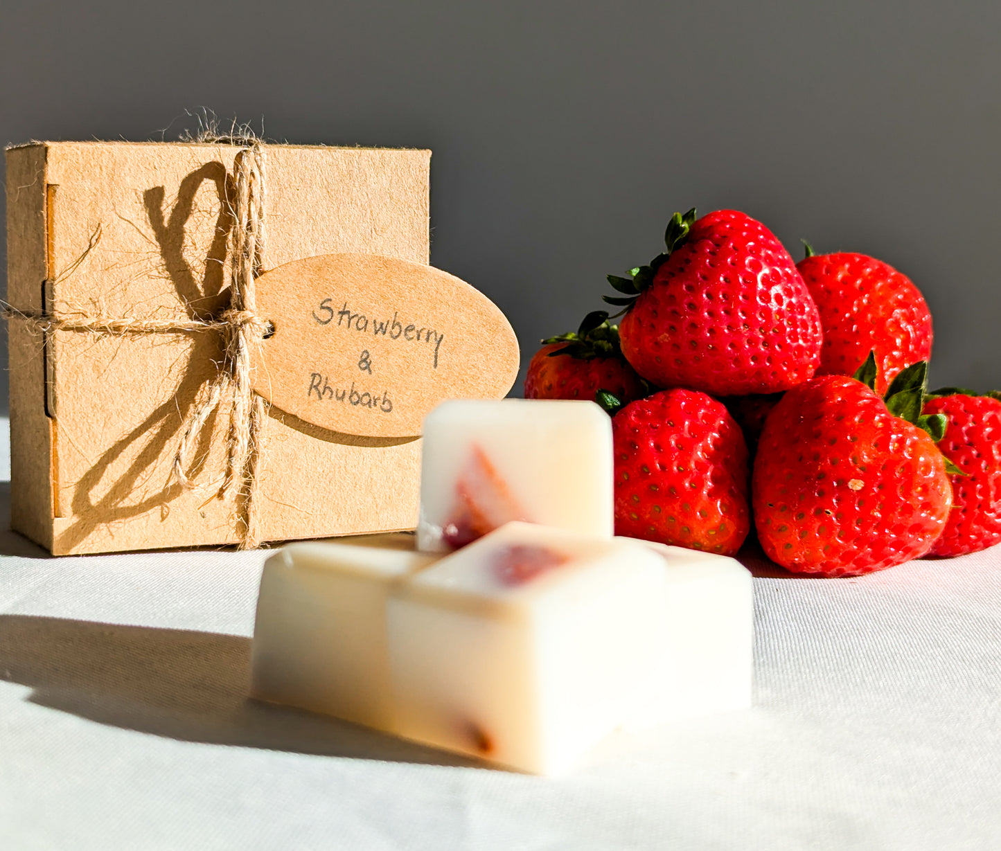 Strawberry & Rhubarb Wax Melts